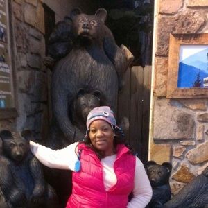 Meet your Posher, Natalie